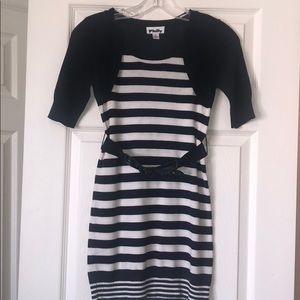 Kids striped dress with belt